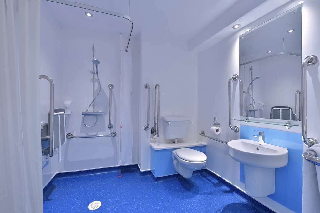 Travelodge Hotel Macclesfield Central الغرفة الصورة